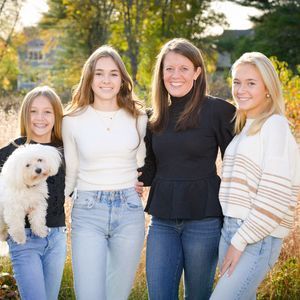 Meet your Posher, Caroline